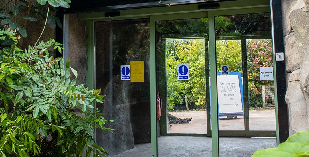 chester zoo sliding automatic doors