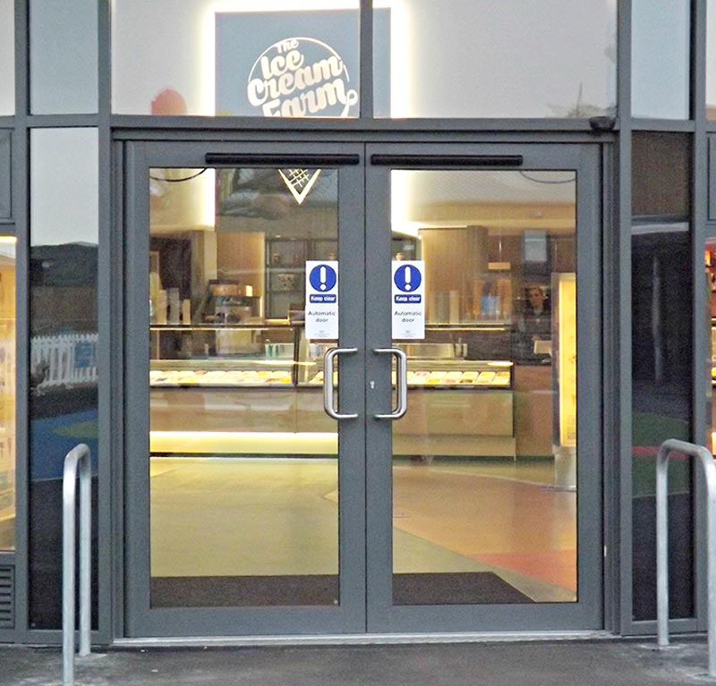 automatic doors in leisure and sports facilities